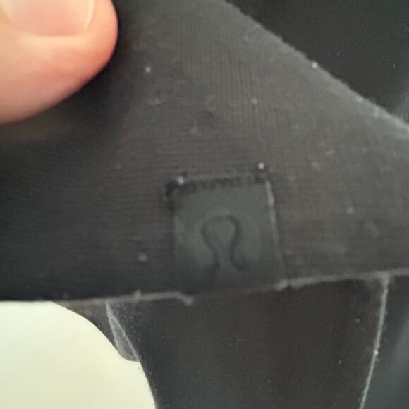 Lululemon Minimal Tank Black Size M - Picture 4 of 7